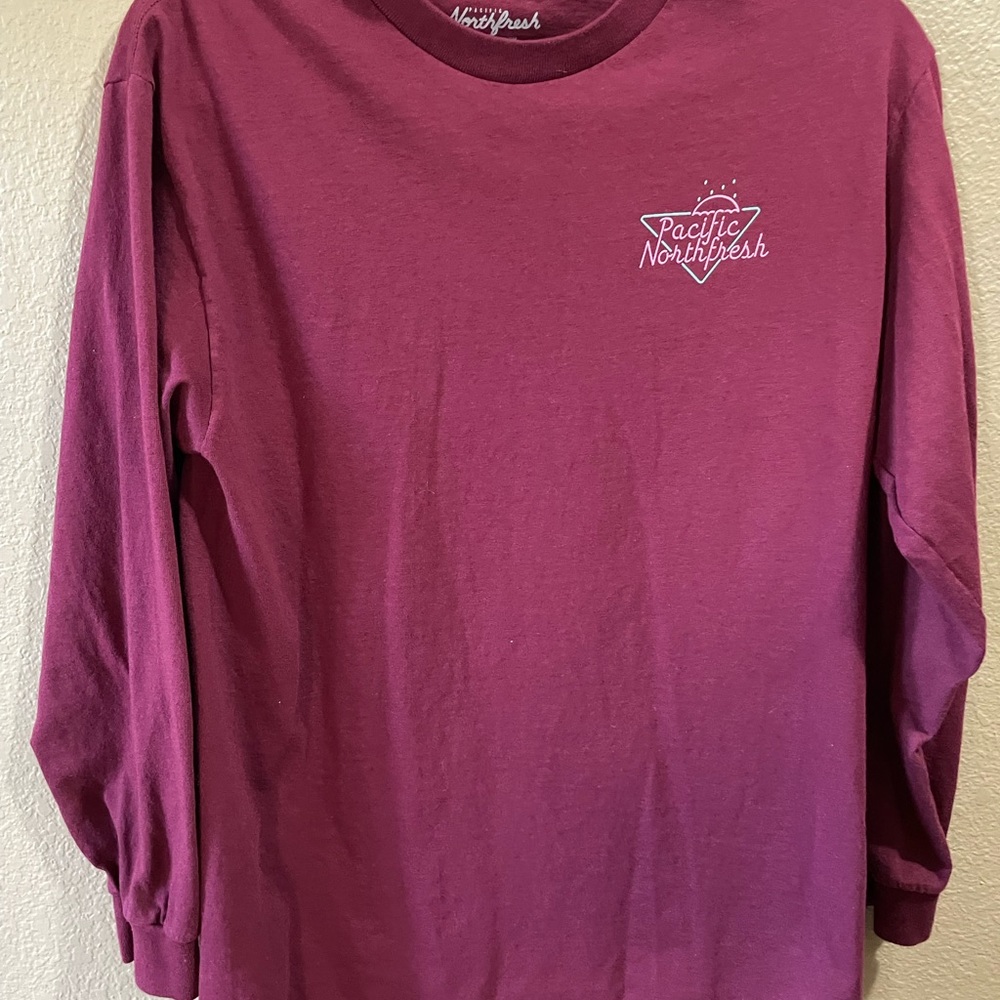 Pacific Northfresh Long Sleeve T Shirt. Size Medium